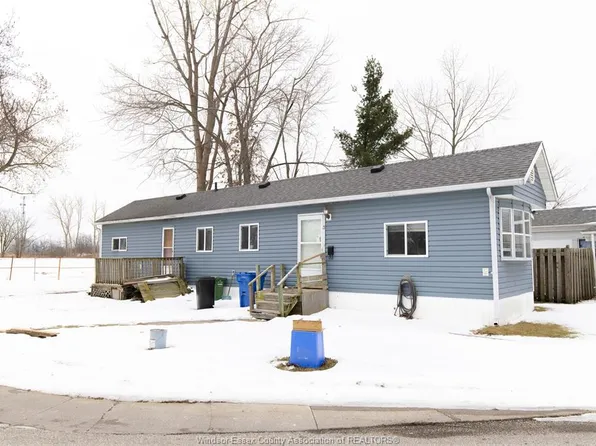 3 Oak Ct, Essex, ON N0R 1J0