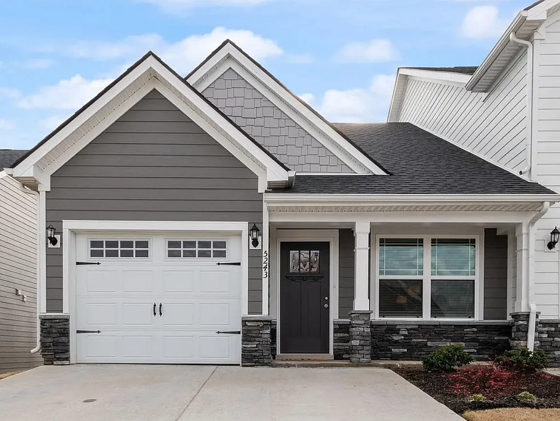 5243 Normandy Cob Dr — Photo 1