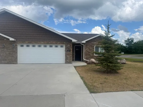1615 30th St NW #1, Bemidji, MN 56601
