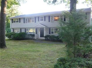 79 Cow Hill Rd APT 8, Clinton, CT 06413