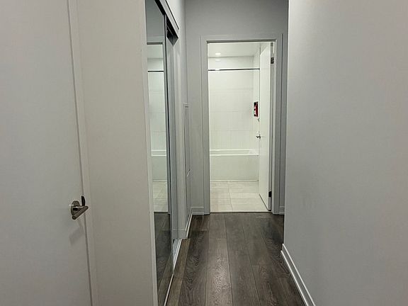4th image of 7950 Bathurst St #720