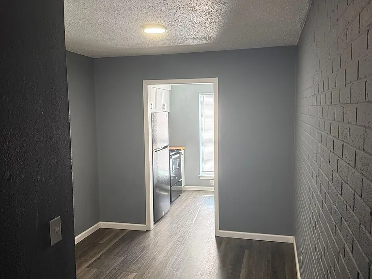 DW Lawton has freshly renovated apartments available now — Photo 11