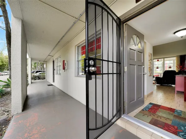 4898 NW 29th Court #111, Lauderdale Lakes, FL 33313