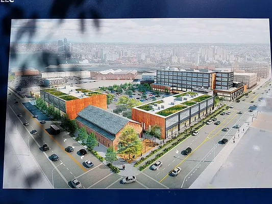 Rented by Dorit Avidar, LREB | media 25