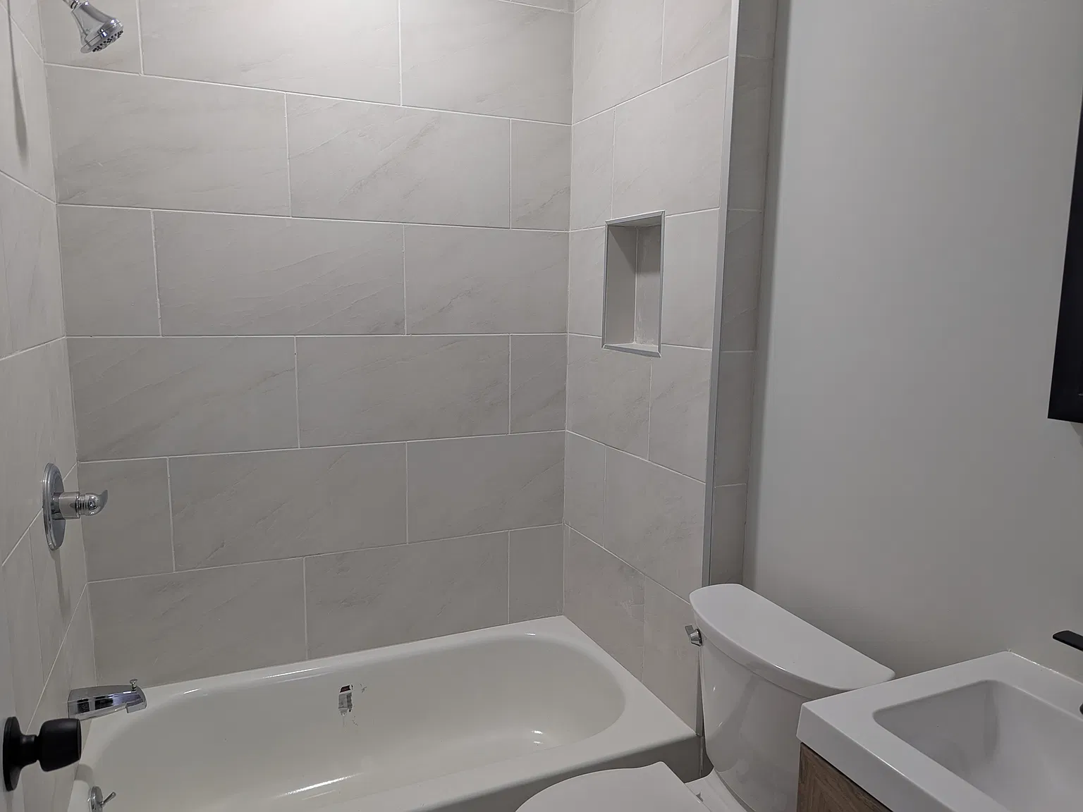 3 bed, 1300 sqft, $1,795 — Photo 1