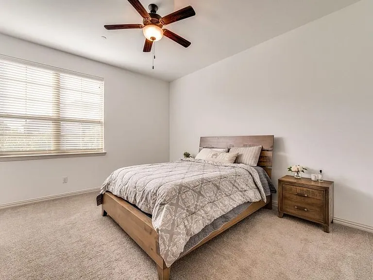3029 Decker Dr — Photo 15