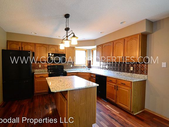 3rd image of 2473 Scenic Valley Dr