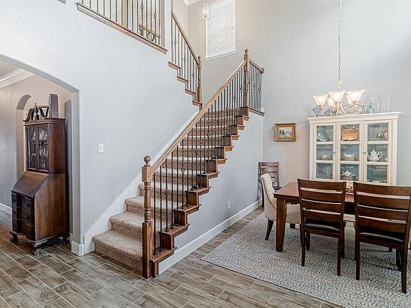2nd image of 10117 Bridgewater Dr
