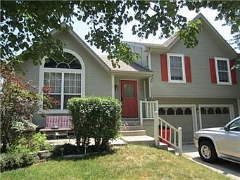 1st image of 2206 NW Cove Dr