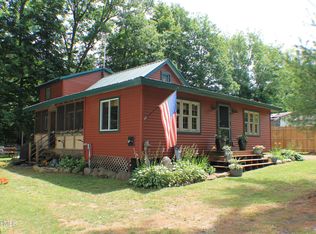 114 Gull Ave, Broadalbin, NY 12025