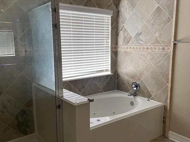4903 Ibis Lake Ct — Photo 15