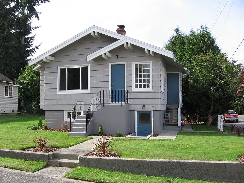 2nd image of 1121 Sidney Ave