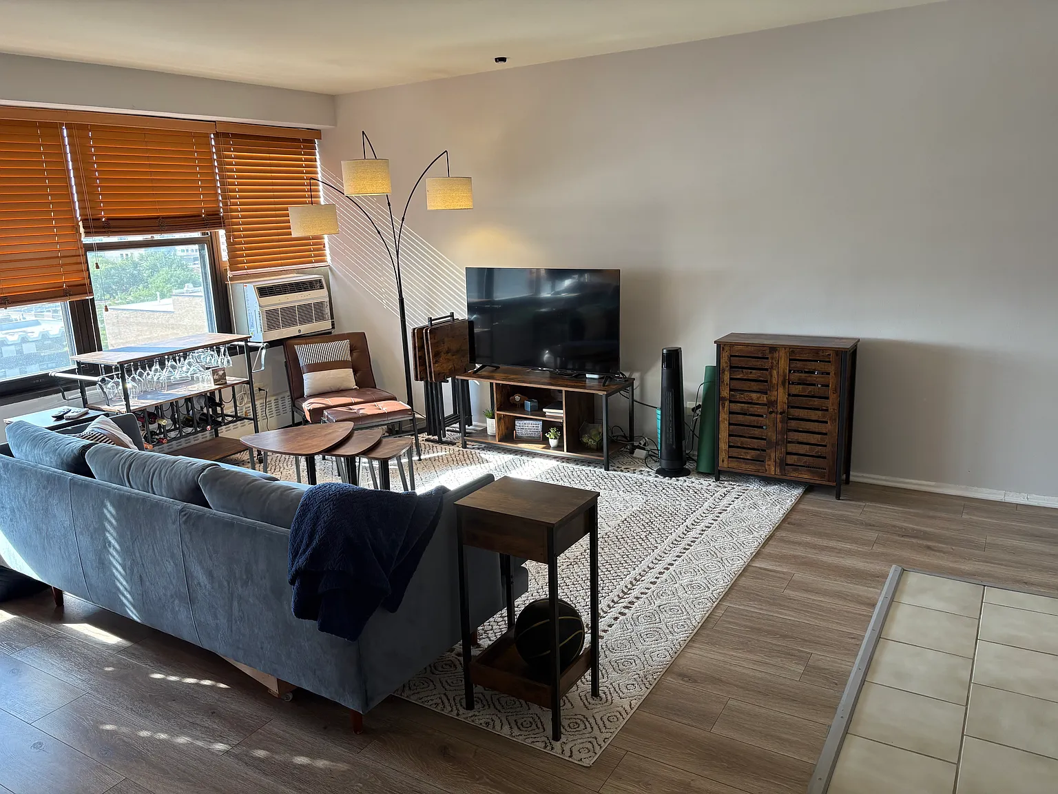 1 bed, 700 sqft, $1,700 — Photo 3