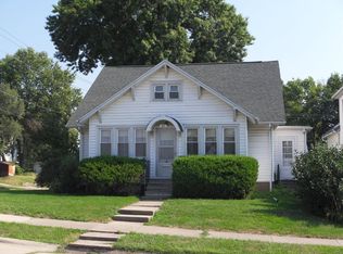 1427 Fulton St, Keokuk, IA 52632