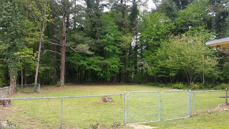 2nd image of 534 N Hairston Rd
