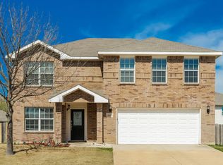 1627 Dream Catcher Way, Krum, TX 76249
