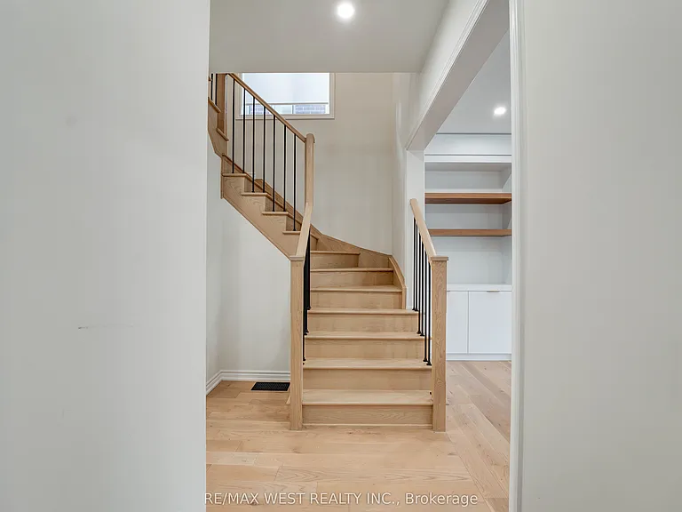 1525 Prentice Rd — Photo 12