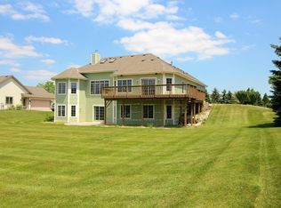 N109W14649 Lincoln Dr, Germantown, WI