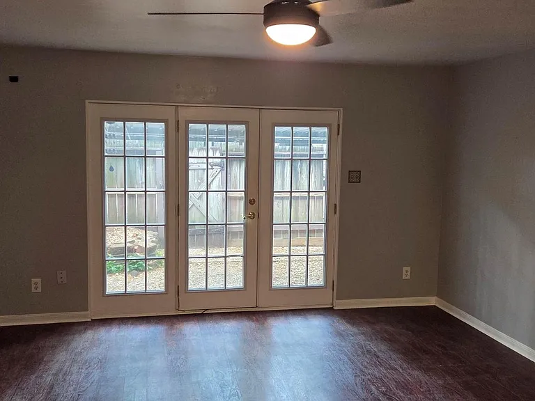 5217 Arboles Dr #D — Photo 24