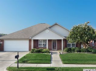 5007 Blakemore Dr SE, Owens Cross Roads, AL 35763