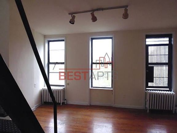 2nd image of 45 E 1st St