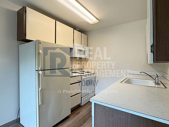 5th image of 1408-1414 Josephine Ct SE #1408