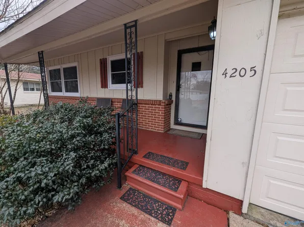 4205 Coffee Dr SW, Huntsville, AL 35805