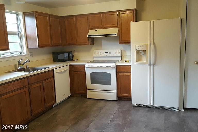 1st image of 52 Southall Ct