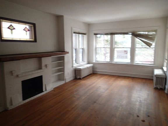 2nd image of 6720 N Campbell Ave
