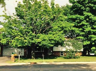 400 S Syracuse Webster Rd, Syracuse, IN 46567