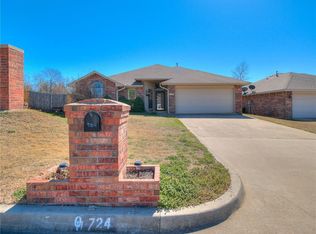 724 Bent Tree Rd, Noble, OK 73068
