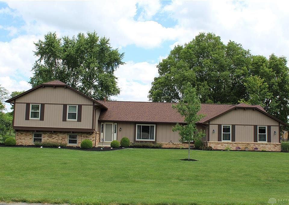 1st image of 625 Windmere Dr