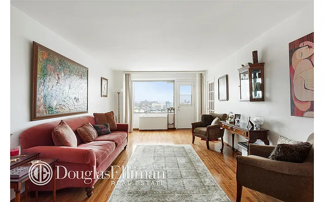 Sold by Douglas Elliman | media 16