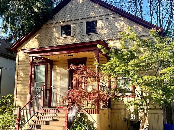 2nd image of 536 Hazel St