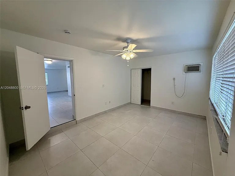 20 SW 108th Ave #F7 — Photo 8