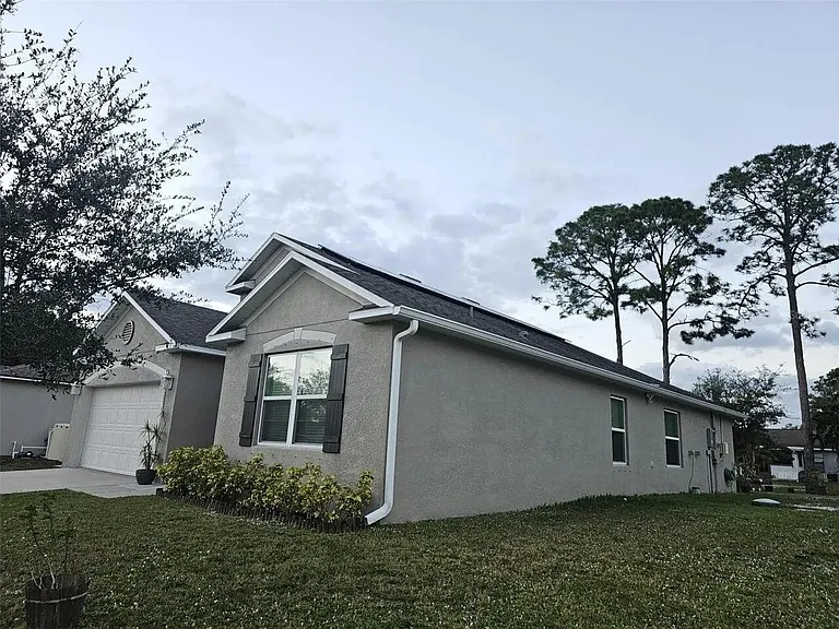1357 Sequoia Rd NW — Photo 2