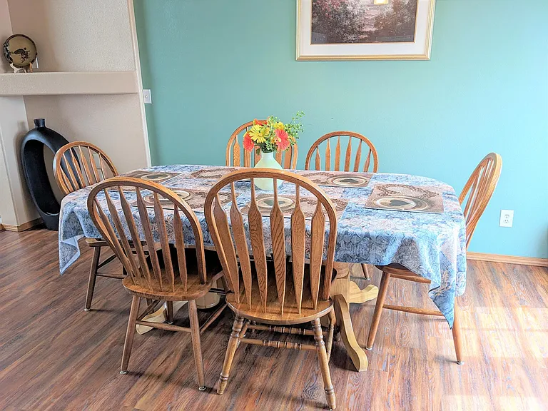 Formal dining area. It can accommodate a maximum of 8 people.