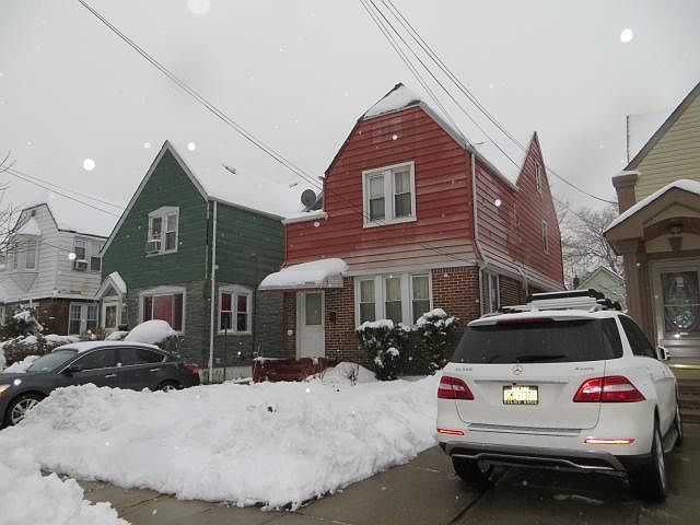 2nd image of 9018 210th St