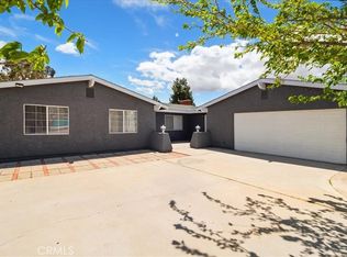 13095 Skiomah Rd, Apple Valley, CA 92308