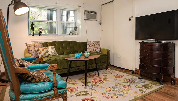 Rented by Furnished Habitat | media 19