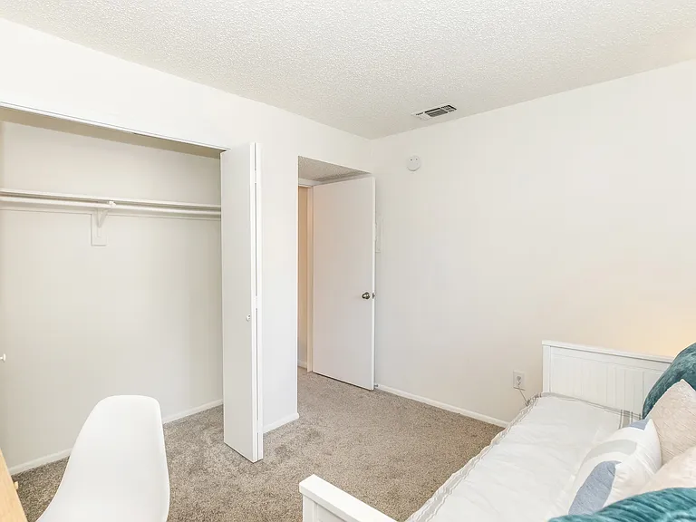 Residences at Medical — Photo 14