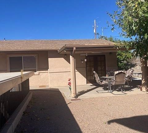 3rd image of 475 W Mohave Drive
