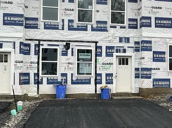 745 Mulligan Ct, Maidsville, WV 26541