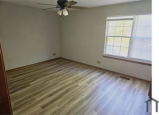 2nd image of 3449 Sandpiper Dr