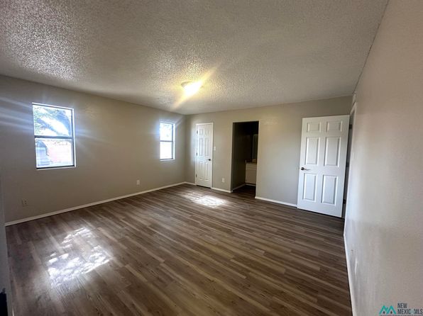 1315 E Bender Blvd, Hobbs, NM 88240