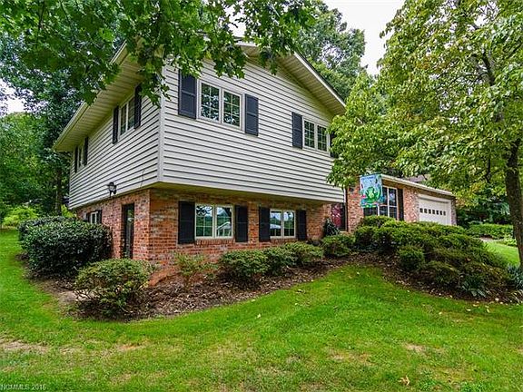 2nd image of 101 Pinehurst Dr