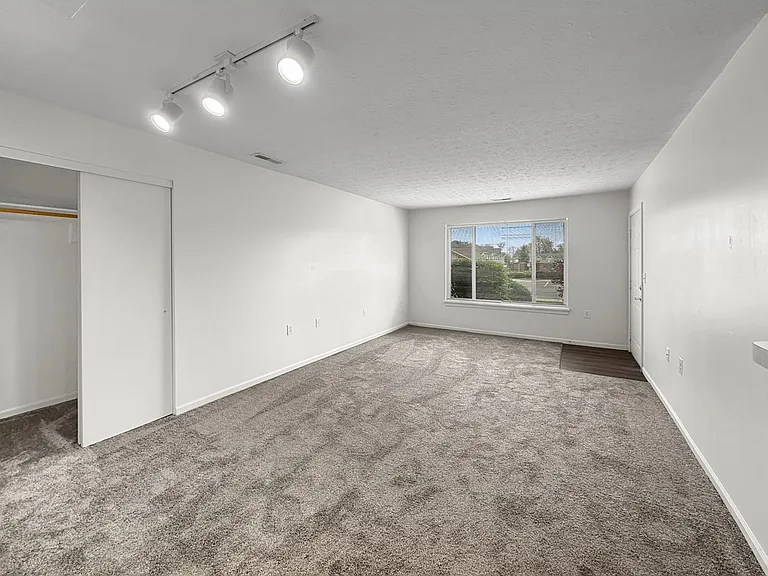 5360 Glenn Cross Rd — Photo 18