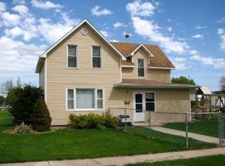 521 Walnut St, Wayne, NE 68787