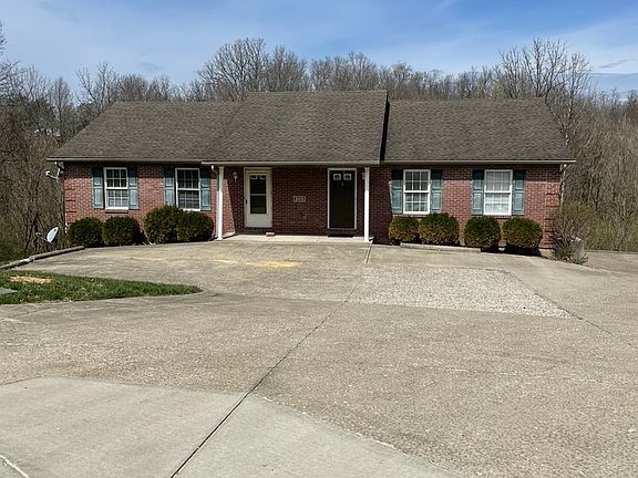 2nd image of 385 Grantland Dr APT 4