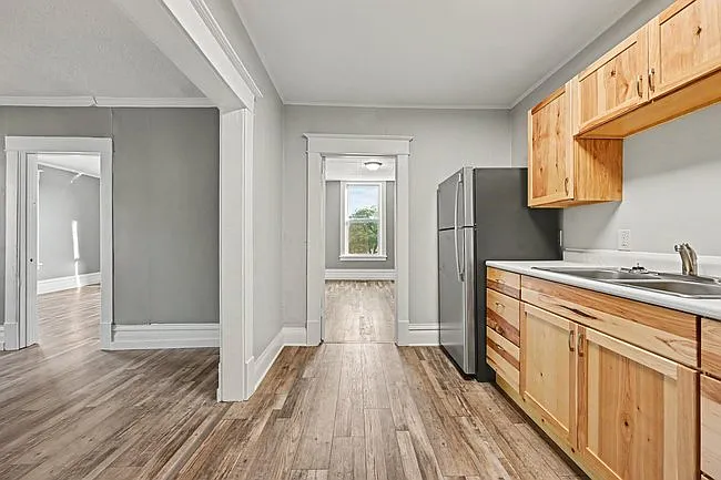 324 Chestnut St #1 — Photo 2